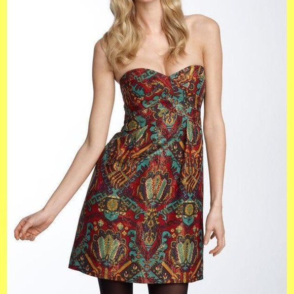 Nanette Lepore Dresses & Skirts - Nanette Lepore Kharma silk Metallic Dress
